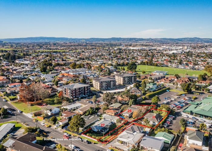  at 27 Halver Road, Hillpark, Auckland