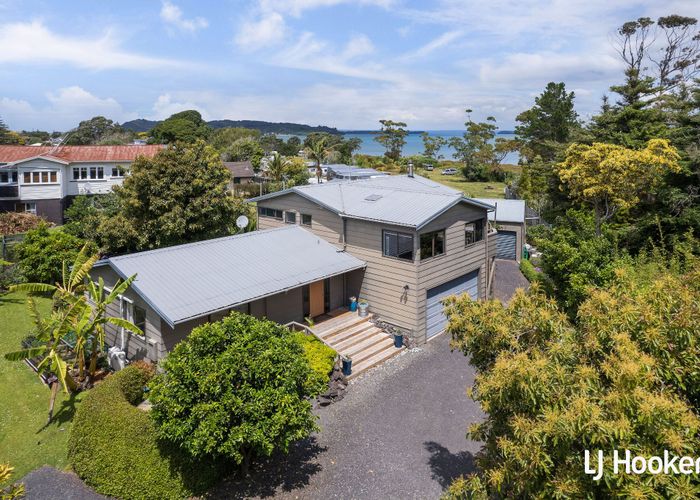 at 35 Athenree Road, Athenree, Western Bay Of Plenty, Bay Of Plenty