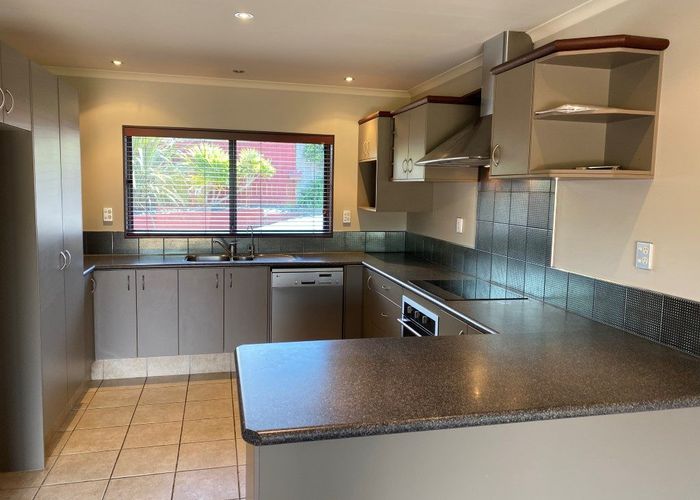 at 20 Mamaku Rise, Welcome Bay, Tauranga, Bay Of Plenty