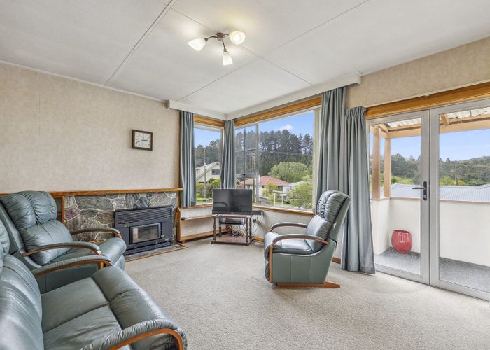  at 128 Martin Road, Fairfield, Dunedin