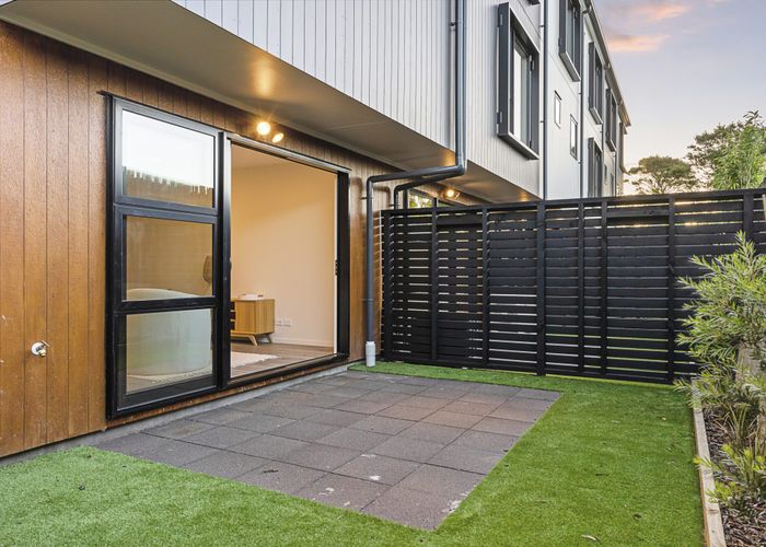  at 14 Raupeti Lane, Henderson, Waitakere City, Auckland