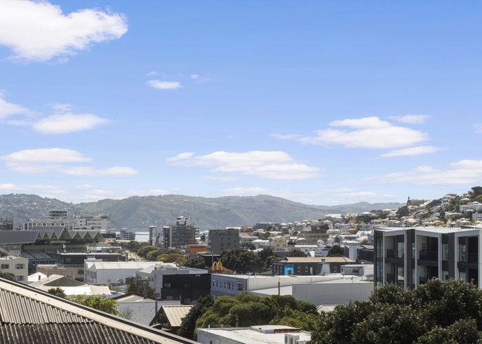  at 34 Drummond Street, Mount Cook, Wellington