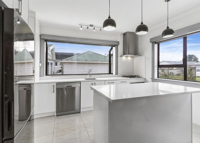  at 12 Panorama Road, Mount Wellington, Auckland