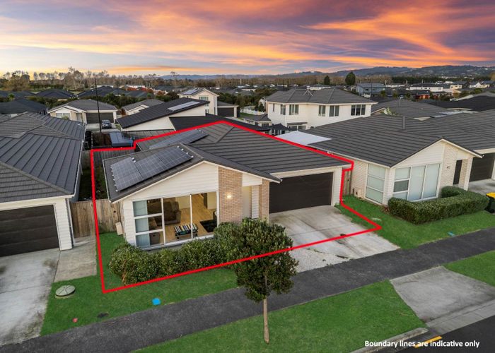  at 9 Kanono Road, Takanini, Papakura, Auckland