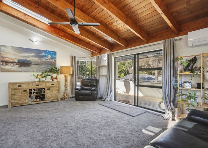  at 48 Parker Avenue, New Lynn, Waitakere City, Auckland