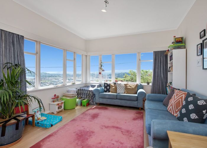 at 14 View Road, Houghton Bay, Wellington