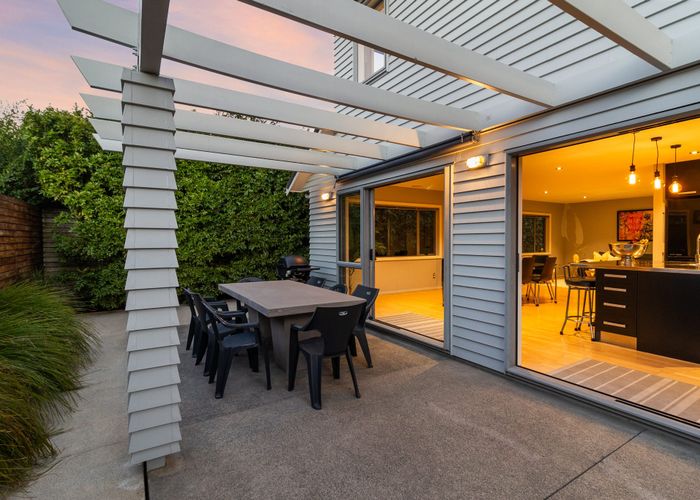  at 34 Wainui Avenue, Point Chevalier, Auckland