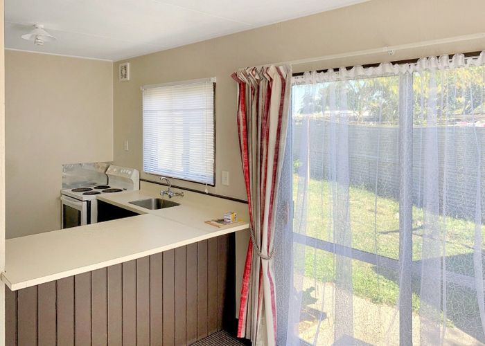  at 2 Ramsey Crescent, Flaxmere, Hastings