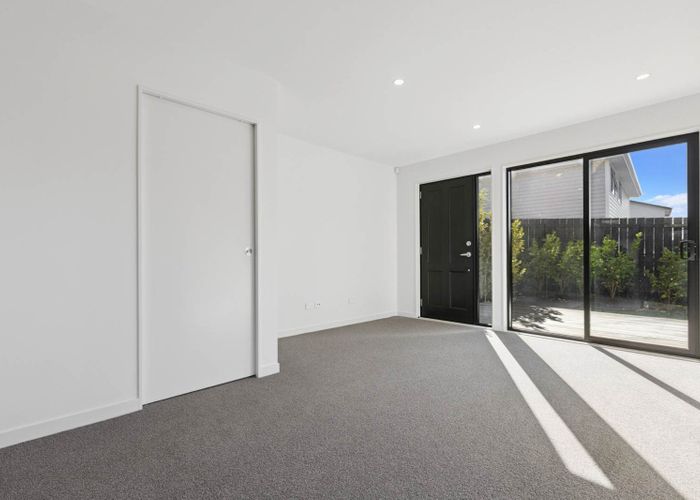  at 329F Rangatira Road, Beach Haven, North Shore City, Auckland