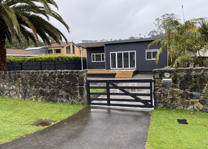  at 30 Laurence Street, Manly, Rodney, Auckland