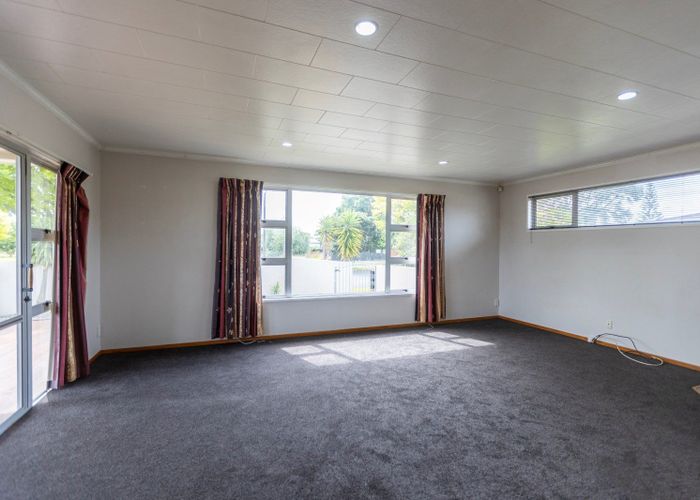  at 17 John F Kennedy Drive, Milson, Palmerston North