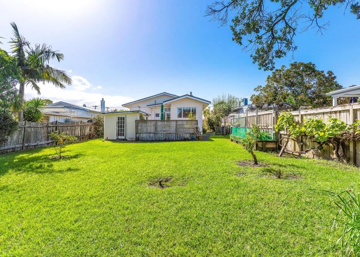  at 63 Bayswater Avenue, Bayswater, North Shore City, Auckland