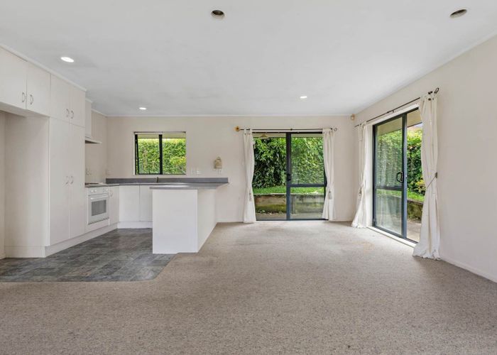  at 10 Frank Bunce Grove, Flat Bush, Manukau City, Auckland