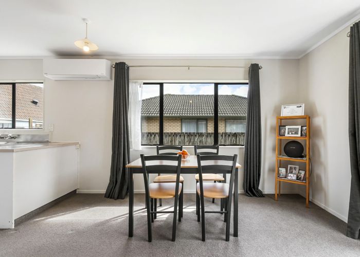  at 3/34 Wairau Ave, Avondale, Auckland City, Auckland
