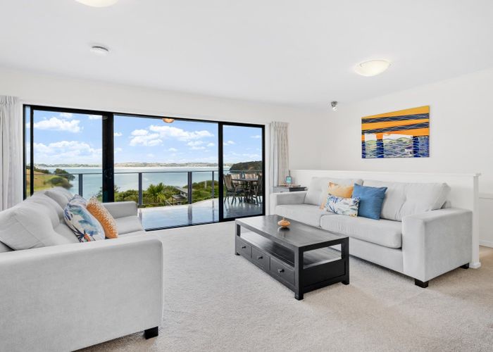  at 4 Kookaburra Drive, Warkworth
