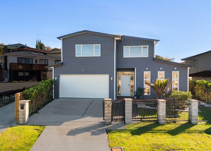  at 5 Lyttelton Avenue, Forrest Hill, North Shore City, Auckland