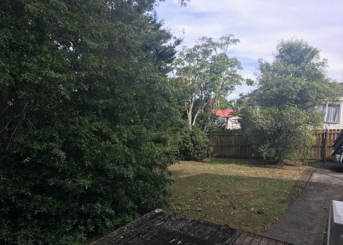  at 127A Lancaster Road, Beach Haven, North Shore City, Auckland