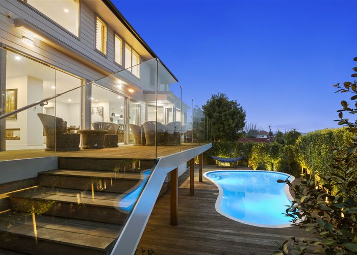  at 6 Dudley Road, Mission Bay, Auckland
