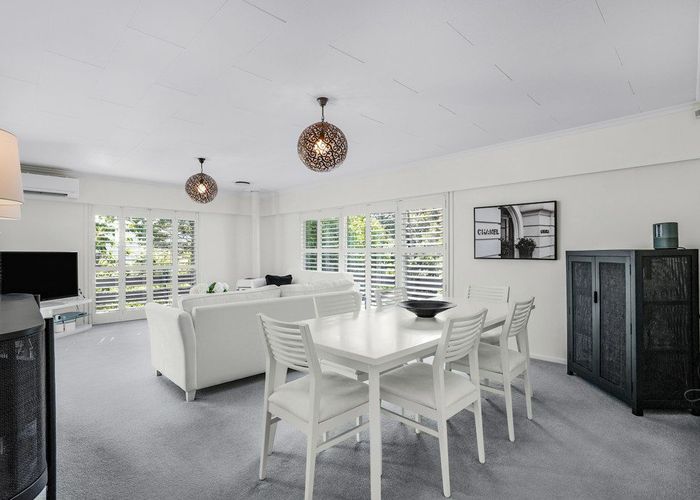  at 72 Chatsworth Road, Silverstream, Upper Hutt, Wellington