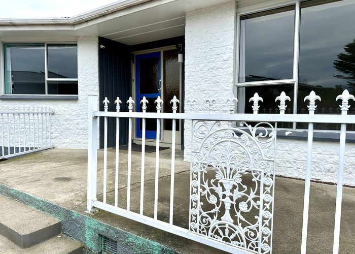  at 38 Paisley Street, Kew, Invercargill