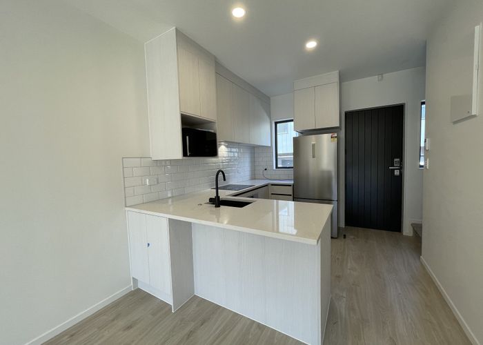  at 16 Toanga Place, Mount Wellington, Auckland City, Auckland