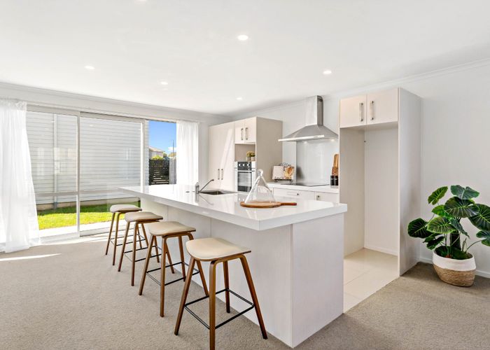 at 27 Hollowout Street, Takanini, Auckland