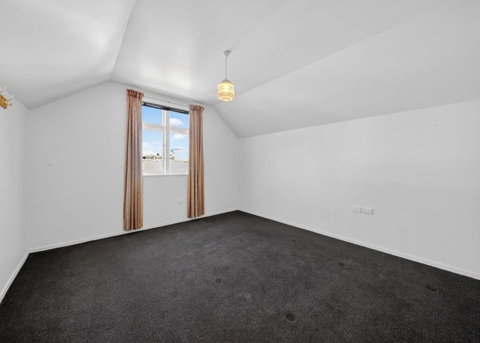  at 18 London Street, Lyttelton, Banks Peninsula, Canterbury