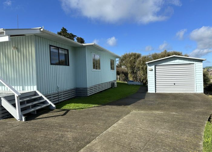  at 205 Bridge Street, Eltham, Eltham