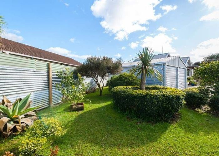 at 109 Seymour Road, Sunnyvale, Waitakere City, Auckland