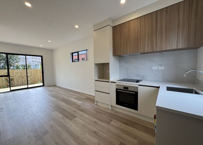  at 1/35 Crawford Avenue, Mangere Bridge, Manukau City, Auckland