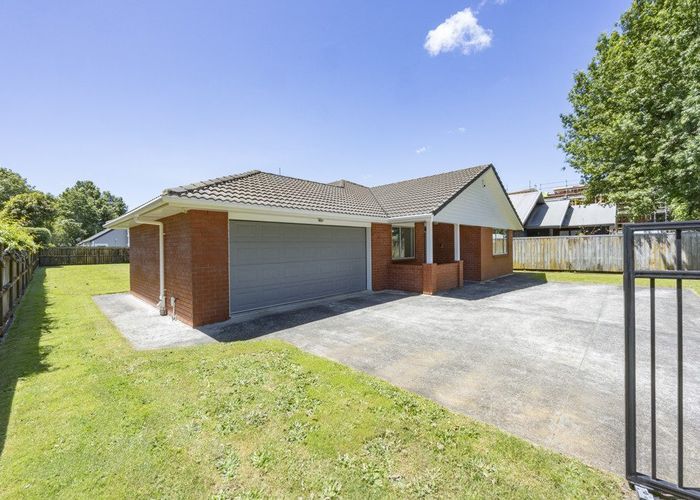  at 15 Acorn Street, Royal Oak, Auckland City, Auckland