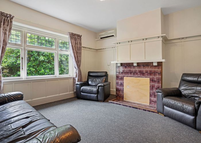 For sale 6 Nortons Road, Avonhead, Christchurch City, Canterbury