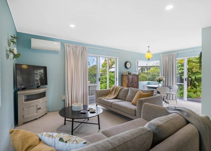  at 1/105 Glendale Rd , Glen Eden, Waitakere City, Auckland