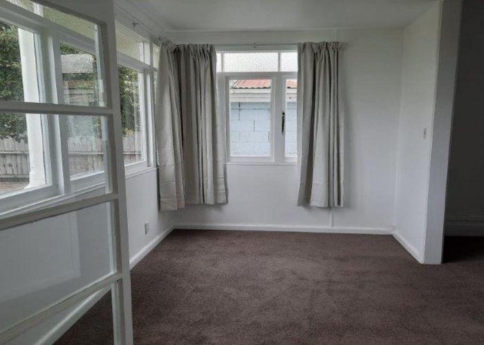  at 56 Aikmans Road, Merivale, Christchurch City, Canterbury