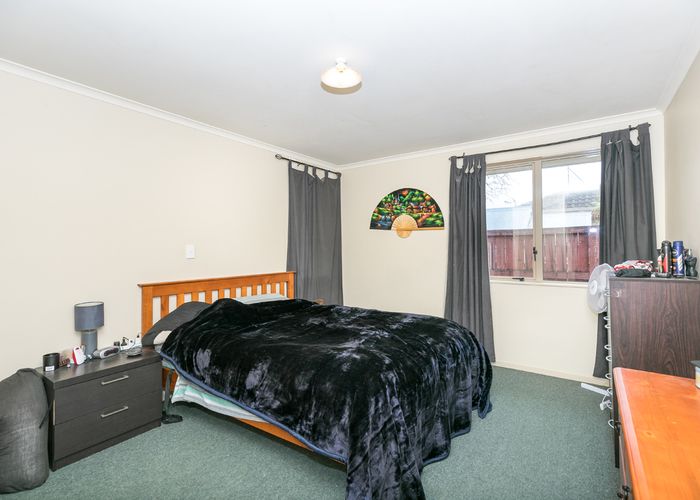  at 18 Gardenia Close, Melville, Hamilton