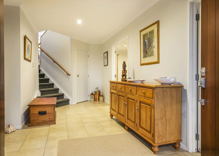  at 2C Highland Avenue, Titirangi, Auckland