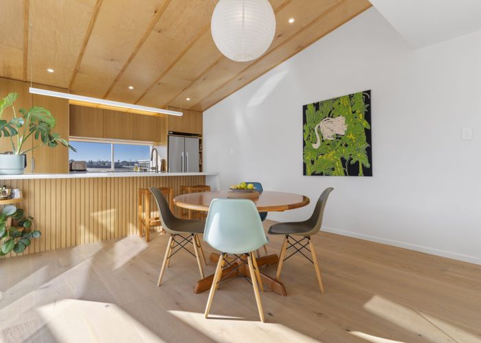  at 1/186 Nile Rd, Forrest Hill, North Shore City, Auckland