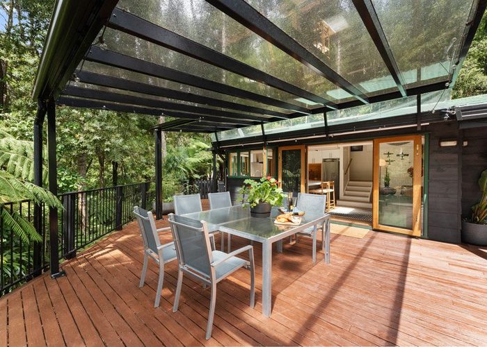  at 37 Wirihana Road, Titirangi, Waitakere City, Auckland