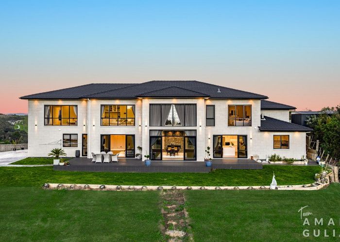  at 83 Griggs Road, East Tamaki Heights, Manukau City, Auckland