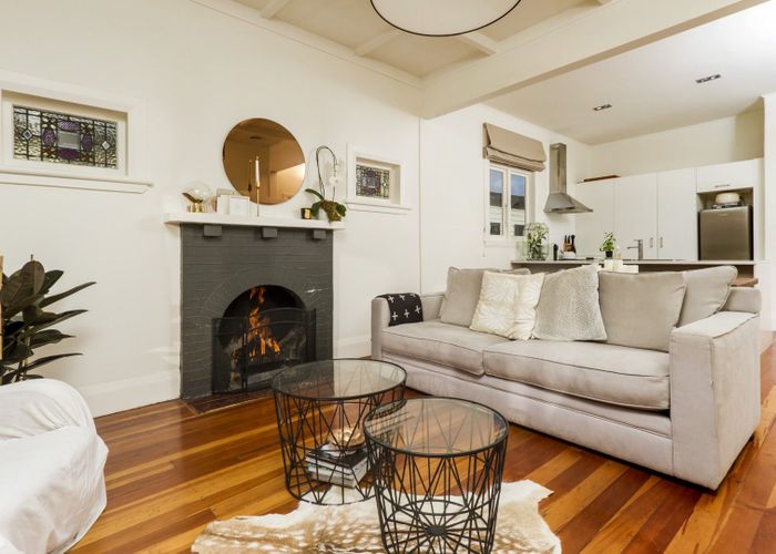  at 14 Walmer Road, Point Chevalier, Auckland City, Auckland