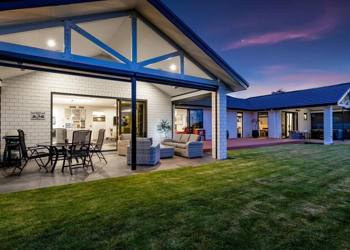  at 129 Smart Road, Glen Avon, New Plymouth