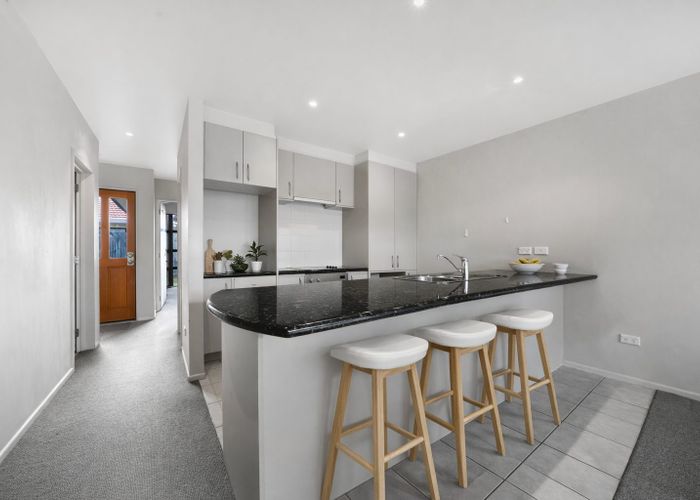  at 26/8 Landscape Road, Papatoetoe, Manukau City, Auckland