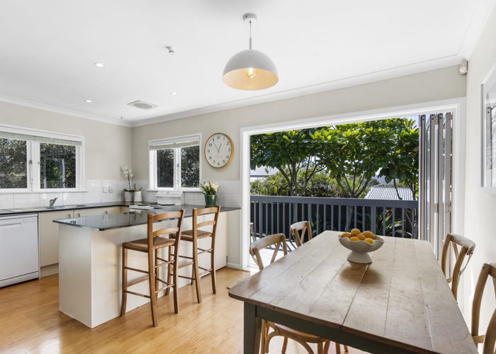  at 1/54 Fairclough Road, Beach Haven, Auckland