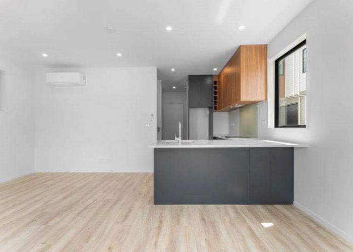  at 32A Sequoia Place, Sunnynook, Auckland