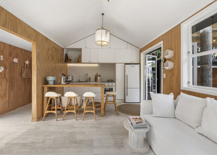  at 10 Pearl Street, Mangawhai Heads, Mangawhai