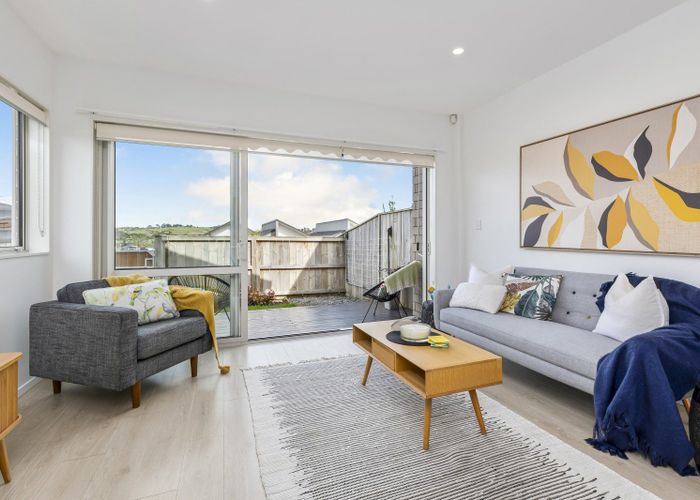  at 129 Tarapuka Road, Westgate, Auckland