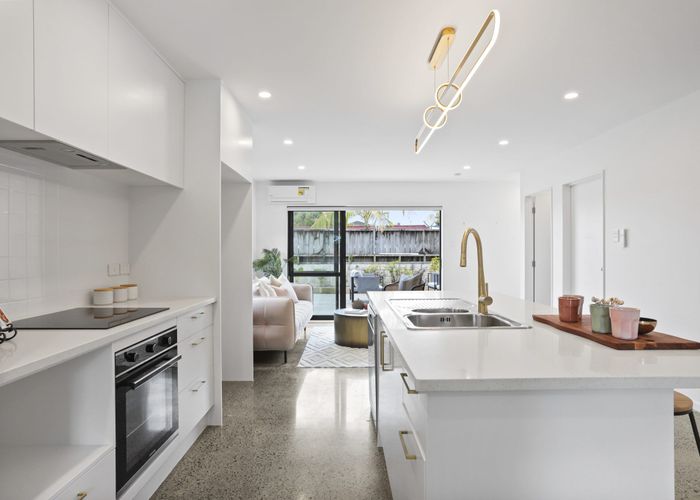  at 80D Woodglen Road, Glen Eden, Auckland