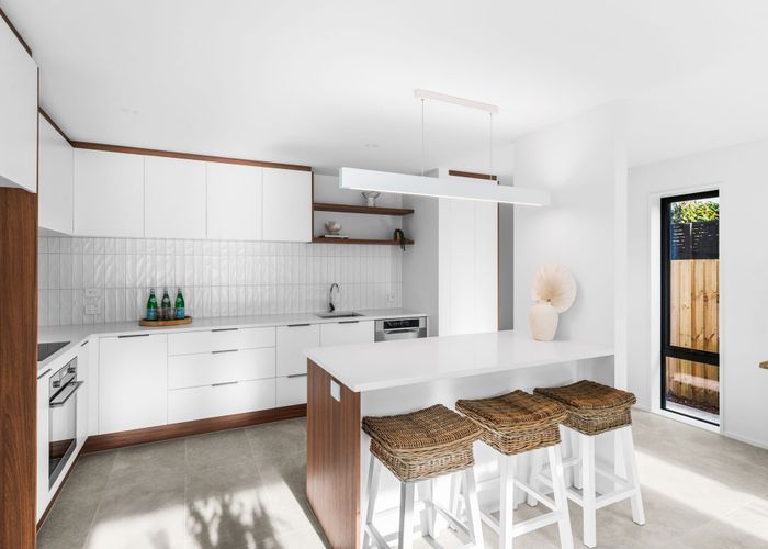  at 19 Webb Street, Merivale, Christchurch City, Canterbury