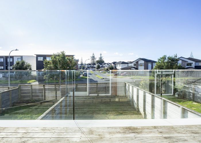  at 101 Bordeaux Parade, Te Atatu South, Waitakere City, Auckland