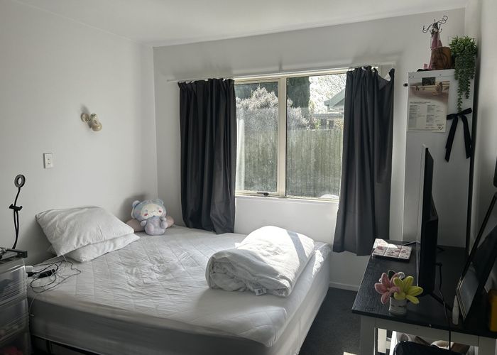  at 35 Blighs Rd, Bryndwr, Christchurch City, Canterbury